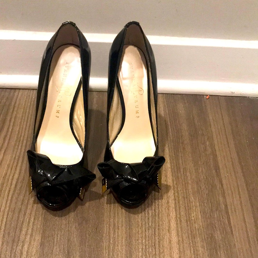 Blank patent leather heels